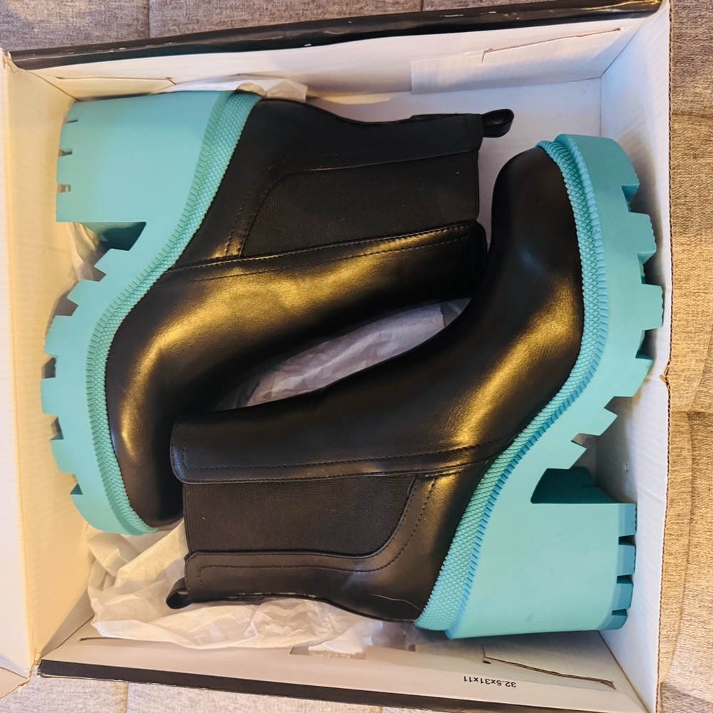 Nine West Black Boots